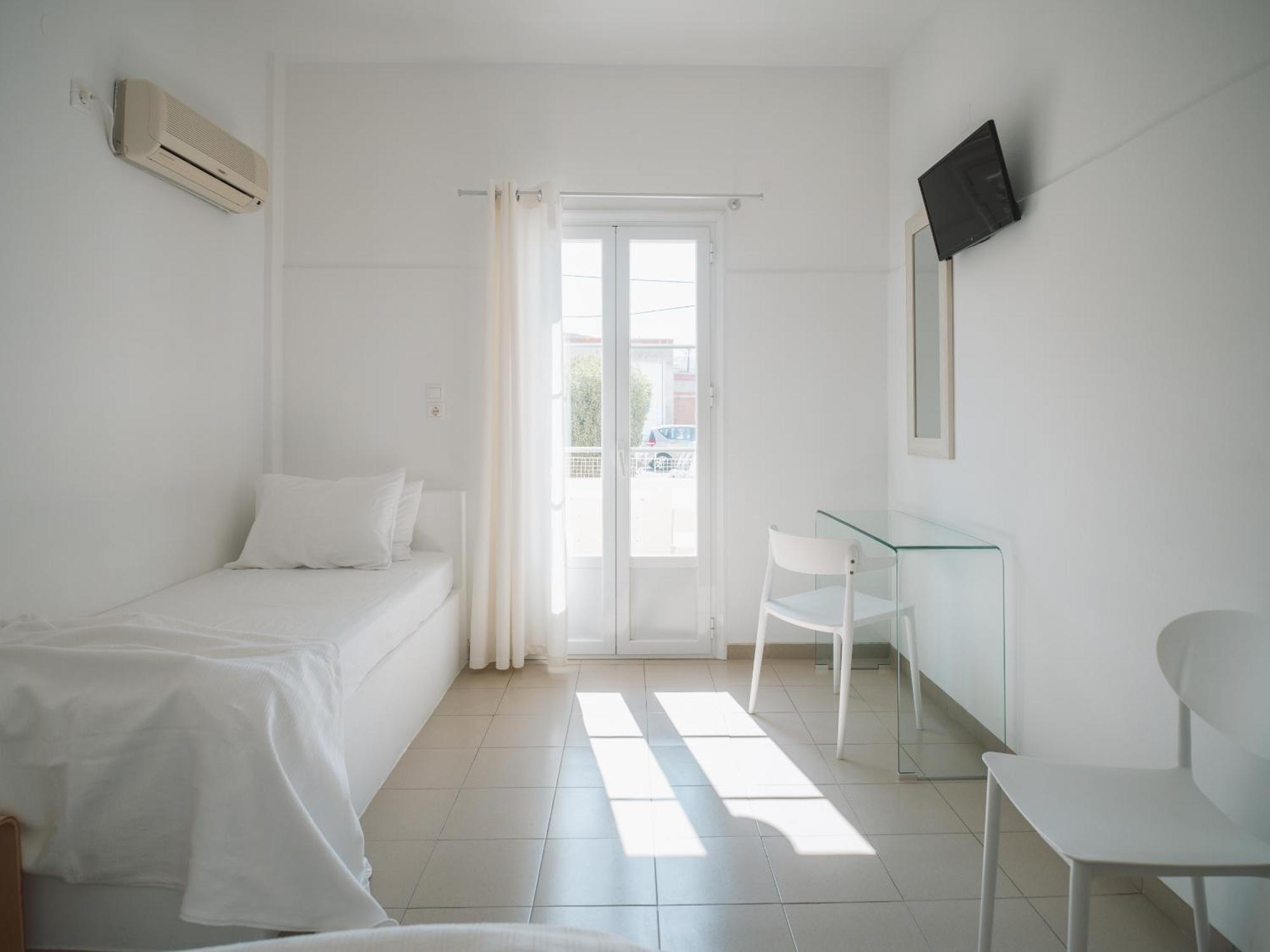 Giosifaki Hotel Vári Екстериор снимка